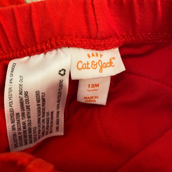 The cutest leggings!! - Picture 2 of 2